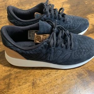 New Balance 420’s